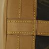 Louis Vuitton Grand Noé large model messenger bag in monogram canvas and natural leather - Detail D4 thumbnail
