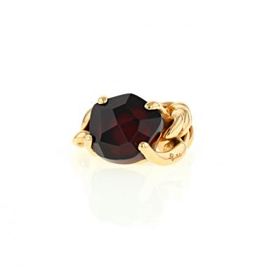 Pomellato Lola ring in pink gold and garnet