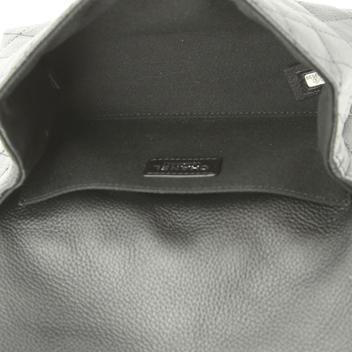 Chanel clutch-belt in black quilted grained leather - Detail D2