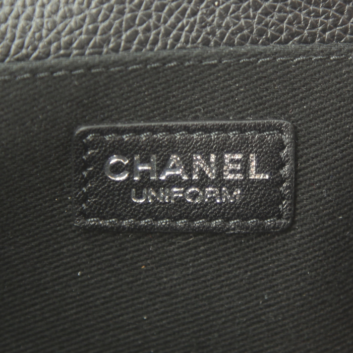 Chanel clutch-belt in black quilted grained leather - Detail D3