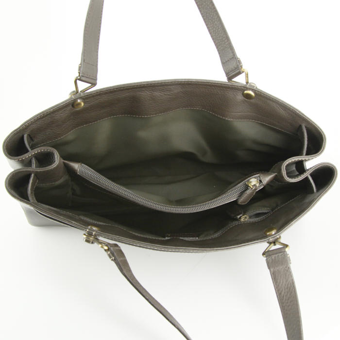 Dior Jeans Pocket handbag in brown grained leather - Detail D2