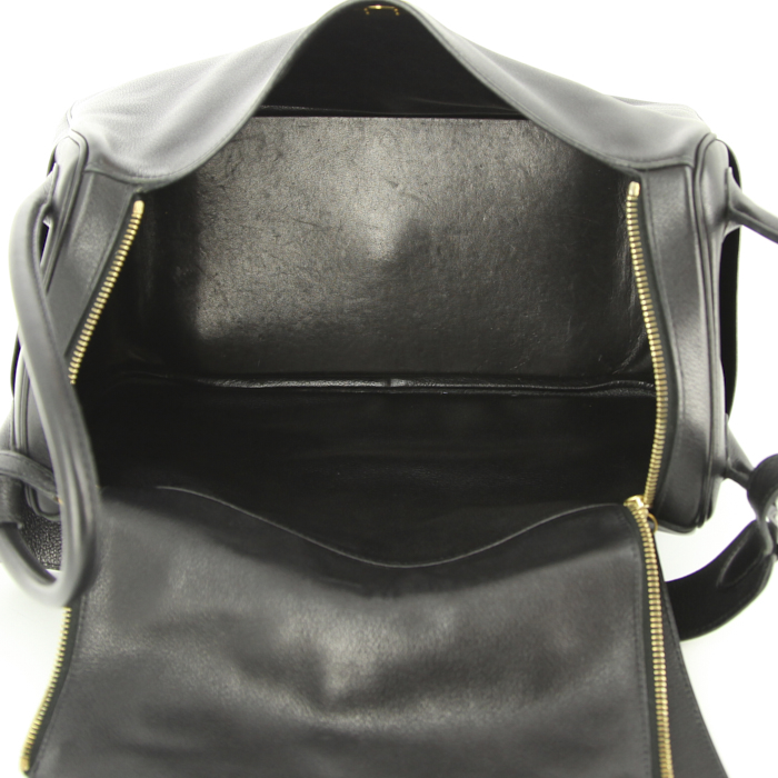 Bolso de mano Hermes Lindy en cuero swift negro - Detail D3