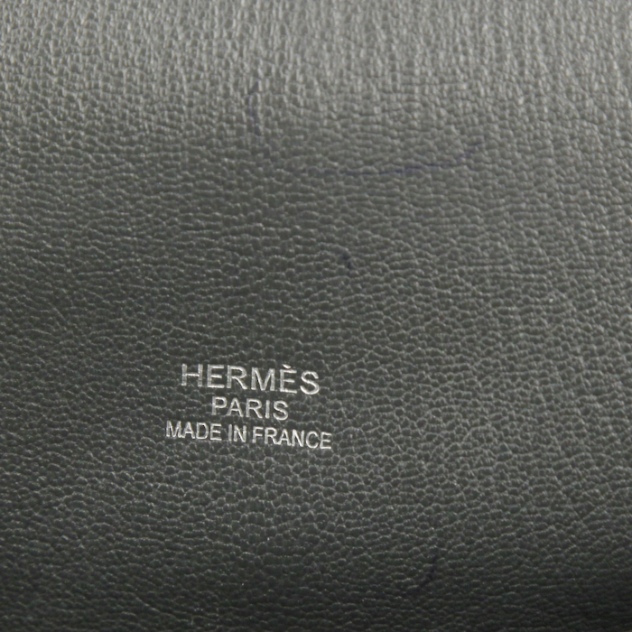 Bolso zurrón Hermes Jypsiere modelo grande en cuero togo gris antracita - Detail D3