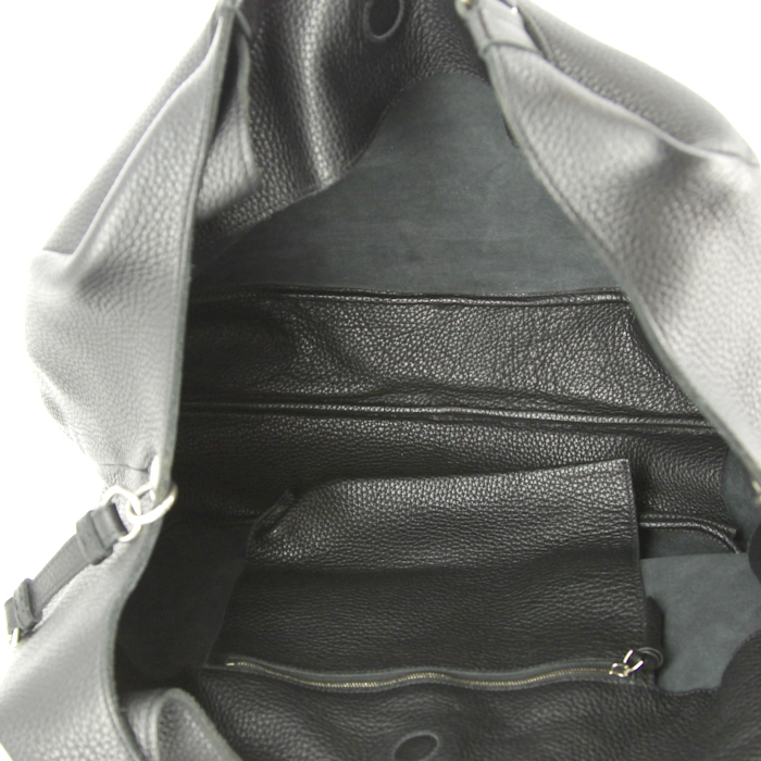 Sac à main Bottega Veneta Campana en cuir grainé noir - Detail D2