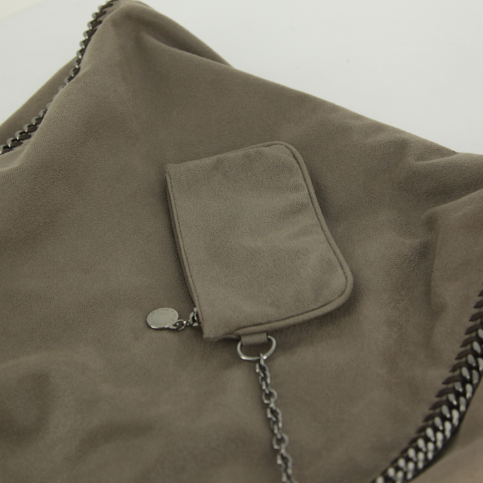 Bolso de mano Stella McCartney Falabella en lona color topo - Detail D3