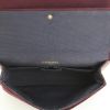 Bolso de mano Chanel Vintage en lona acolchada color burdeos y cuero color burdeos - Detail D3 thumbnail