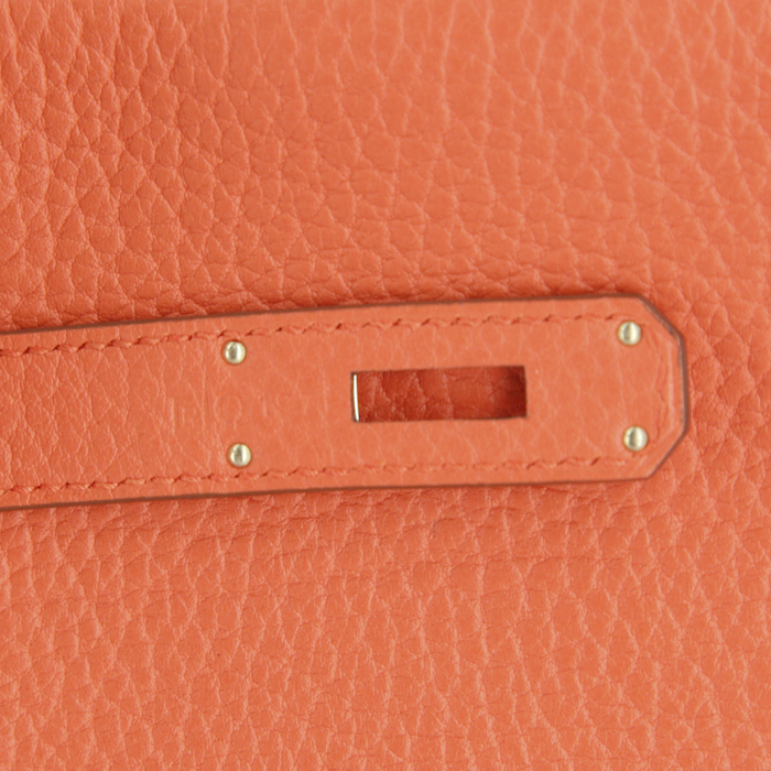 Bolso de mano Hermes Birkin 35 cm en cuero taurillon clémence naranja Capucine - Detail D4