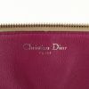 Sac à main Dior Diorissimo moyen modèle en cuir beige et cuir rose-fushia - Detail D4 thumbnail