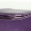 Gucci Jackie handbag in purple leather and purple suede - Detail D4 thumbnail