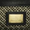 Fendi Peekaboo handbag in black patent leather - Detail D5 thumbnail