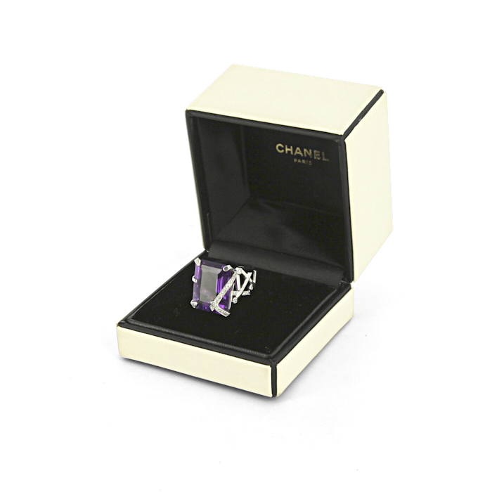 Anello Chanel Cristaux Glacés in oro bianco,  ametista e diamanti - Detail D2