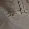 Bolso de mano Saint Laurent Downtown modelo pequeño en cuero granulado marrón oscuro - Detail D5 thumbnail