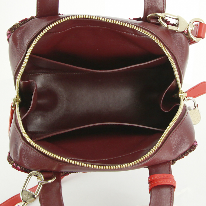 Sac à main Dior Lily en cuir rouge et bordeaux et velours rose - Detail D3