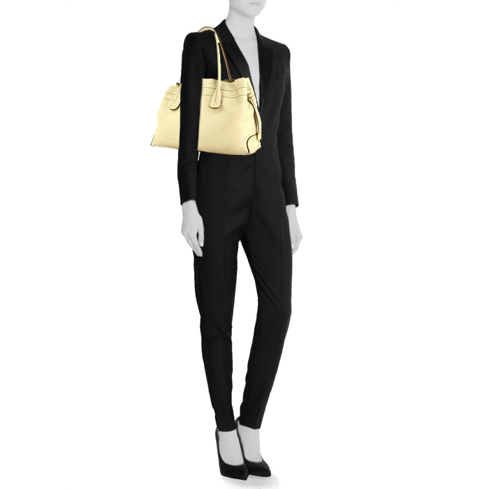 Bolso Cabás Tod's en cuero granulado color crema - Detail D1