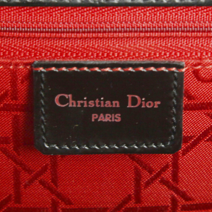 Bolso de mano Dior Vintage en cuero liso negro y rojo - Detail D3