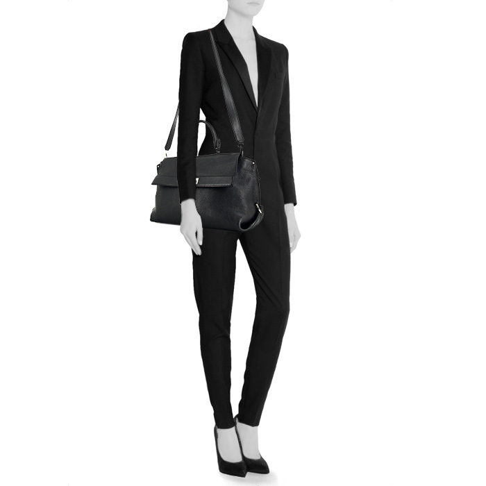 Sac à main Salvatore Ferragamo en cuir noir - Detail D2