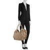 Louis Vuitton handbag in taupe mahina leather - Detail D1 thumbnail