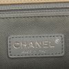 Chanel Boy large model shoulder bag in brown quilted grained leather - Detail D4 thumbnail