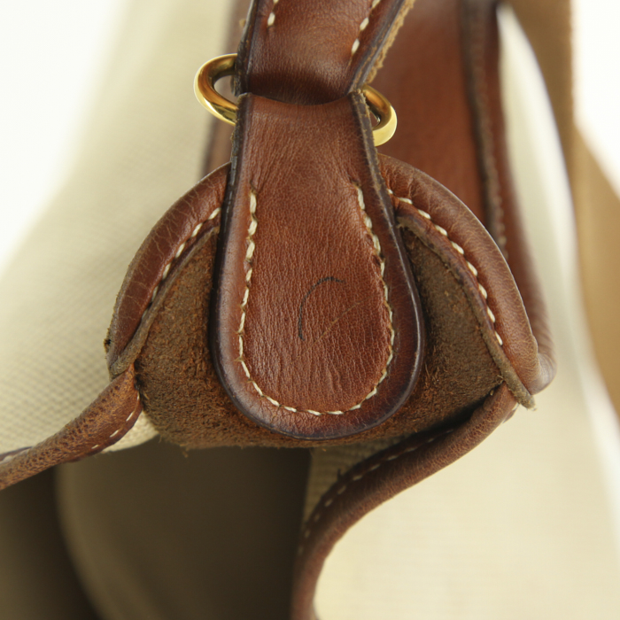 Borsa a spalla Hermes Vespa in pelle marrone e tela beige - Detail D3