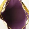 Shopping bag Louis Vuitton Grand Noé modello grande in pelle Epi gialla - Detail D2 thumbnail