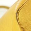 Louis Vuitton Grand Noé large model shopping bag in yellow epi leather - Detail D4 thumbnail
