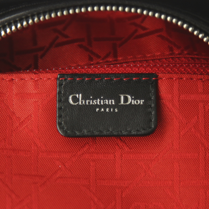 Dior Lady Dior large model handbag in black leather cannage - Detail D4