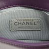 Bolso de mano Chanel Mini Boy en terciopelo acolchado violeta - Detail D5 thumbnail