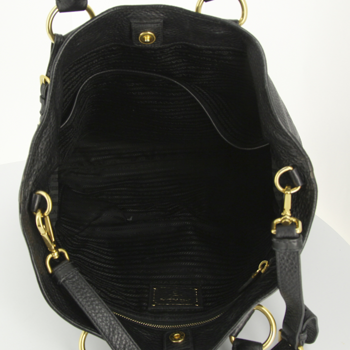 Prada shopping bag in black grained leather - Detail D3