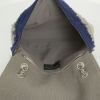 Borsa Chanel 2.55 in tweed tricolore blu marino grigio e beige - Detail D3 thumbnail
