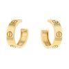 Paire de boucles d'oreilles Cartier Love moyen modèle en or jaune - 00pp thumbnail