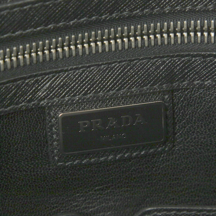 Porte-documents Prada en cuir noir - Detail D3