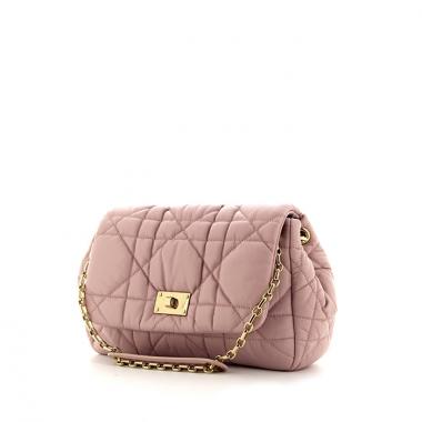 Sac à main Dior en cuir matelassé rose-poudre