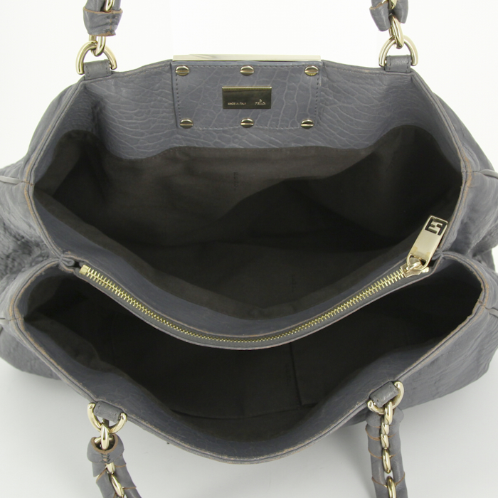 Shopping bag Fendi in pelle martellata blu cadetto - Detail D2