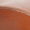 Borsa Louis Vuitton Saint Jacques modello grande in pelle Epi marrone - Detail D5 thumbnail