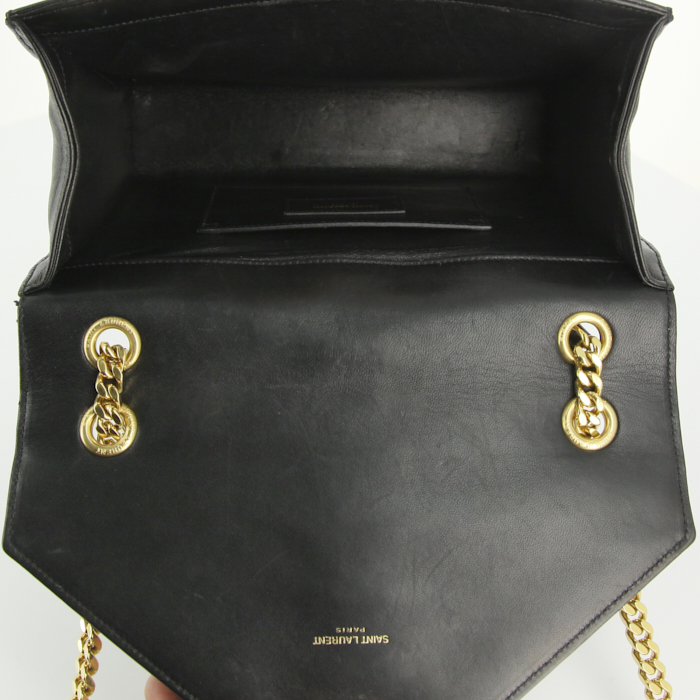 Saint Laurent College shoulder bag in black chevron quilted leather - Detail D3