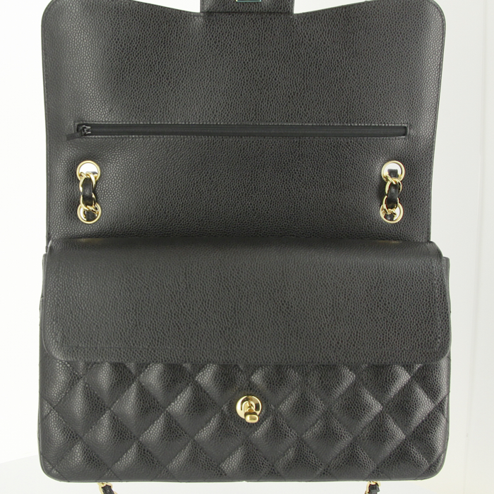 Chanel Timeless jumbo handbag in black quilted grained leather - Detail D5