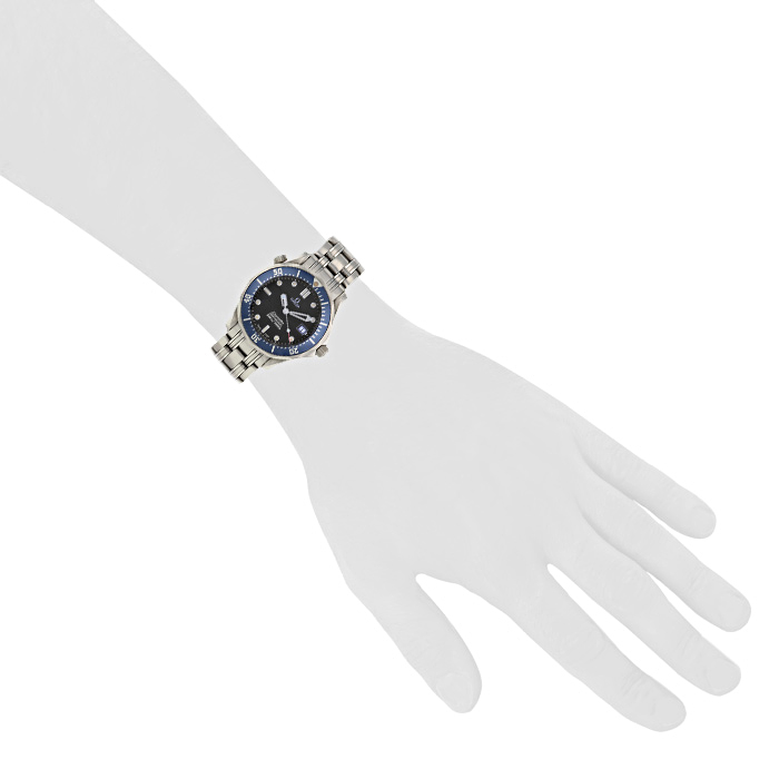 Montre Omega Seamaster 300 M en acier Vers 2000 - Detail D1