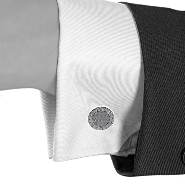 Bulgari Bulgari Bulgari pair of cufflinks in white gold - Detail D1