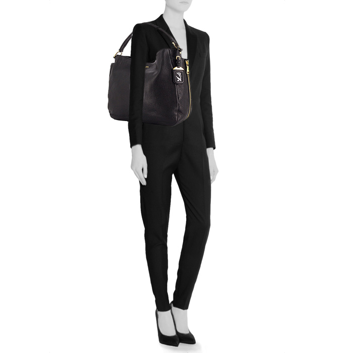 Prada handbag in black grained leather - Detail D1