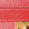 Louis Vuitton hat box in red epi leather - Detail D3 thumbnail