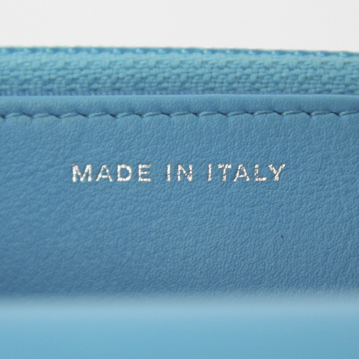 Chanel Wallet on Chain shoulder bag in turquoise leather - Detail D4