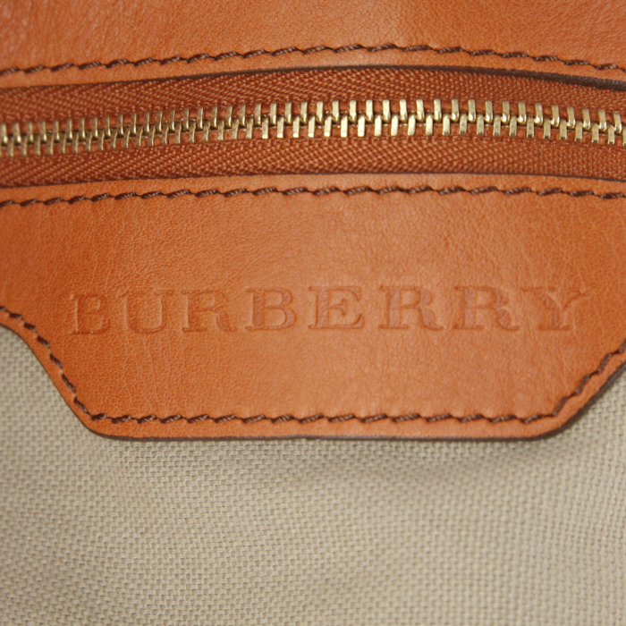 Burberry handbag in beige and orange Haymarket canvas and orange leather - Detail D4