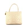 Bolso de mano Chanel Medaillon - Bag en cuero granulado acolchado beige - 360 thumbnail