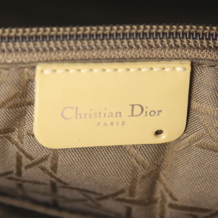 Dior handbag in beige canvas and beige patent leather - Detail D3
