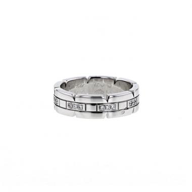Bague Cartier Tank en or blanc et diamants