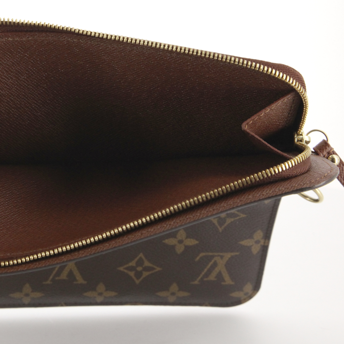 Portefeuille Louis Vuitton en toile monogram et cuir marron - Detail D3