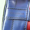 Shopping bag Louis Vuitton Grand Noé modello grande in pelle Epi blu verde e rossa - Detail D4 thumbnail