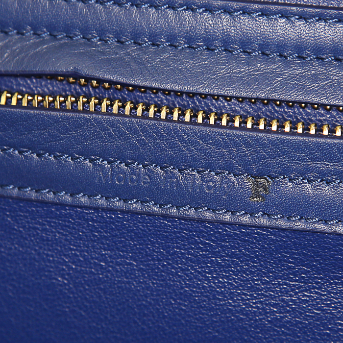 Celine Phantom handbag in electric blue suede and electric blue leather - Detail D3