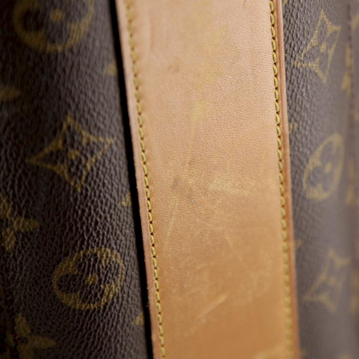 Sac de voyage Louis Vuitton en toile monogram et cuir naturel - Detail D4