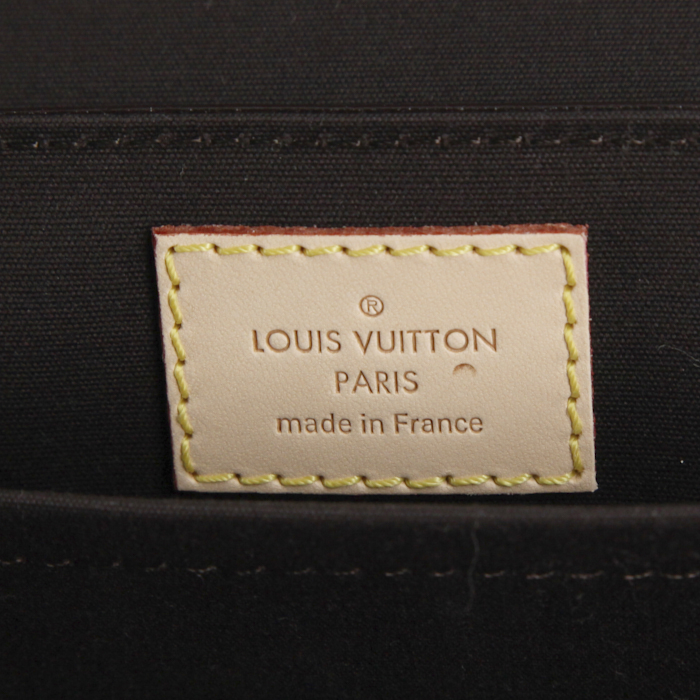 Borsa Louis Vuitton in pelle verniciata monogram plum - Detail D3